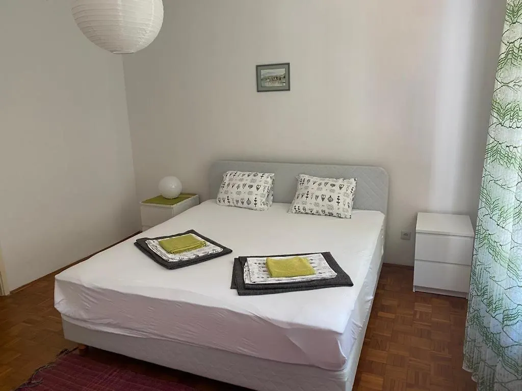 Apartmani Dvojak Njivice Apartment